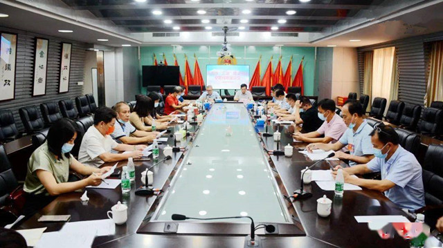 电白区政协委员调研图书馆、综合档案馆和规划展览馆设计建设情况